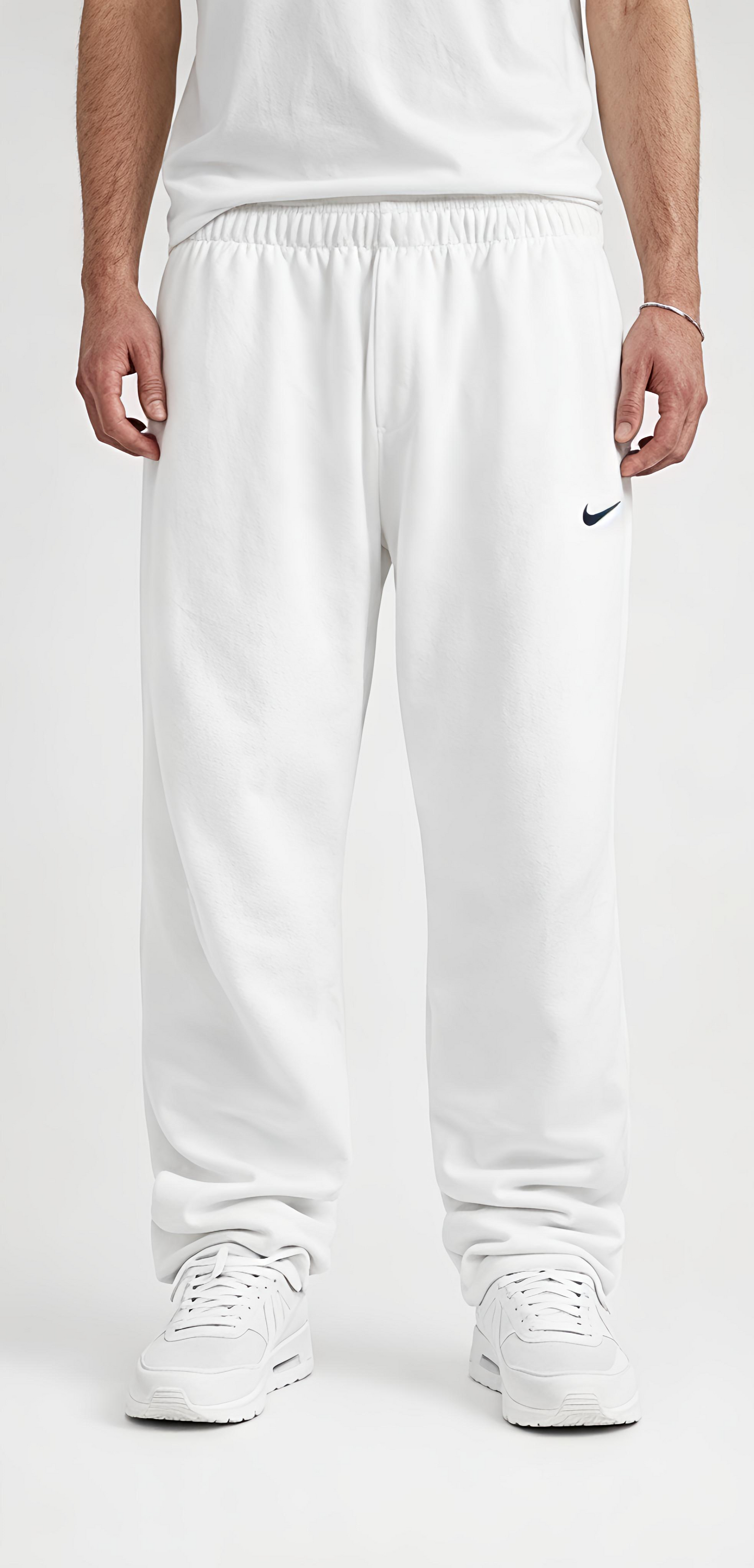 White Fleece Joggers – Relaxed Fit